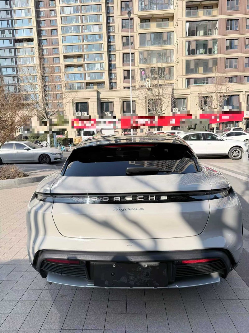 徐州23年保时捷Taycan9