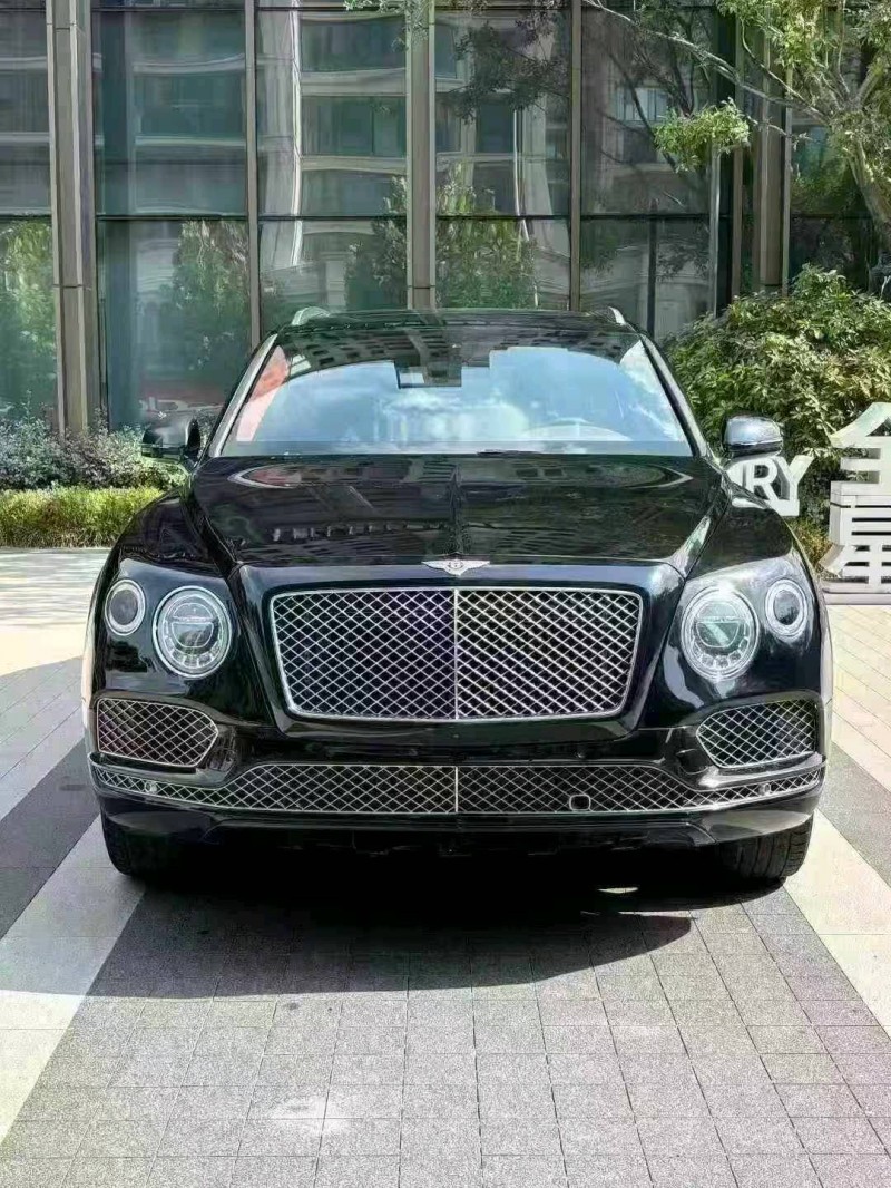 徐州19年宾利添越1