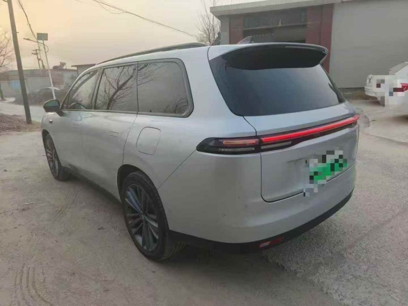 邢台25年零跑汽车C168