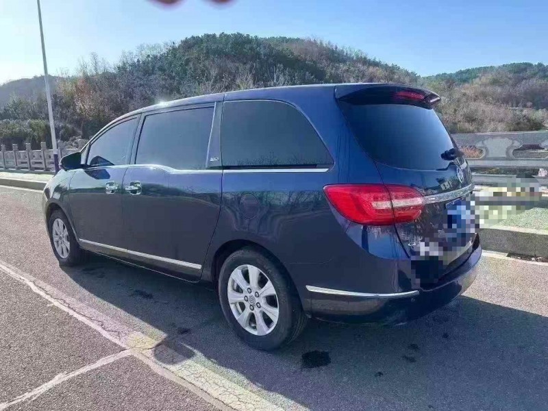 烟台16年别克GL88