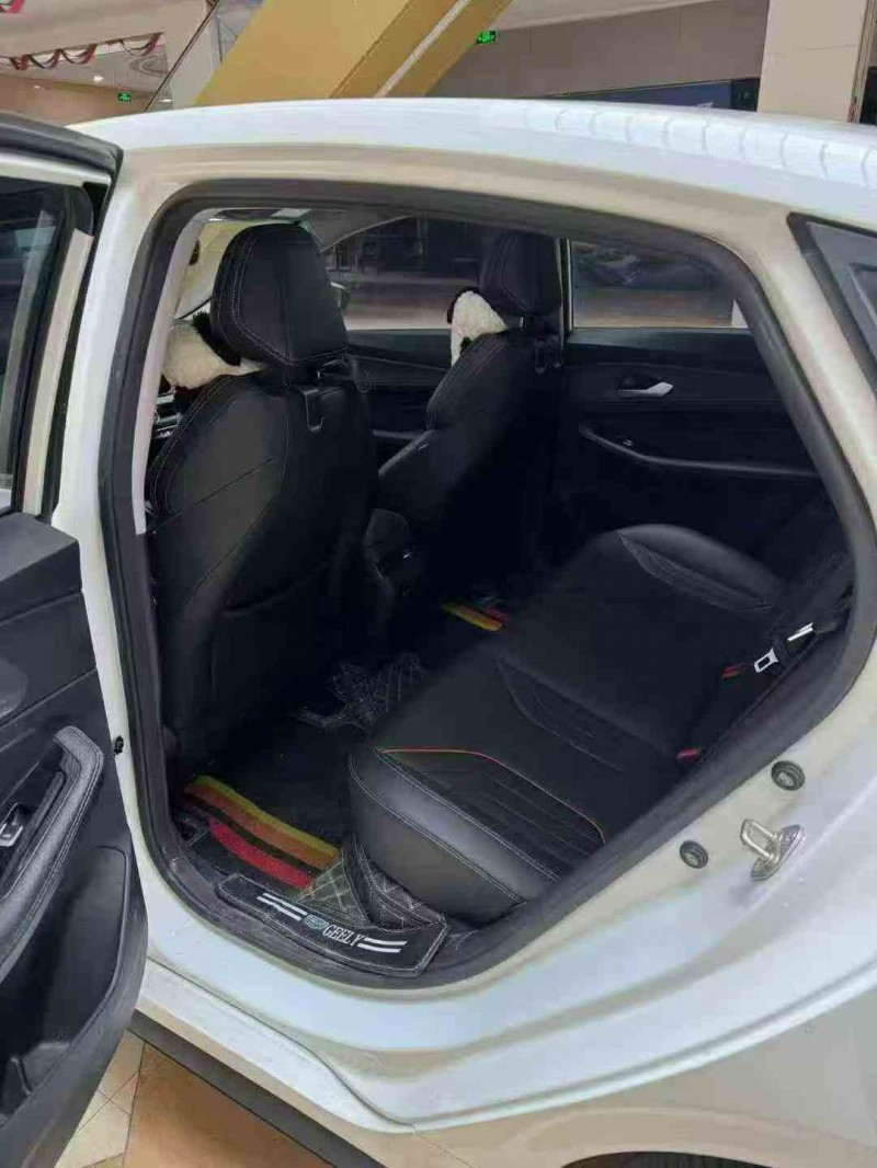 淮北23年吉利缤瑞6