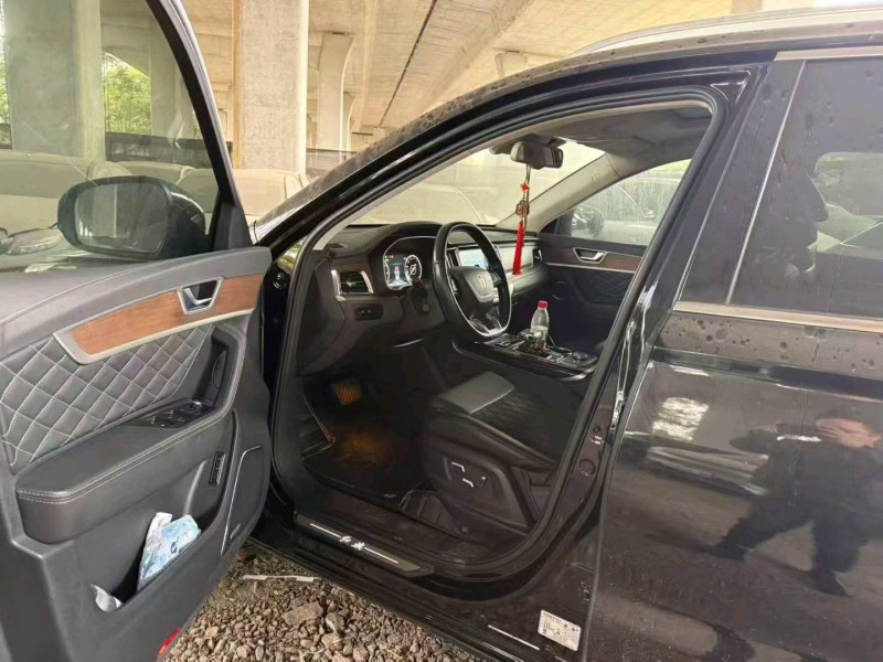 宁波20年红旗HS73