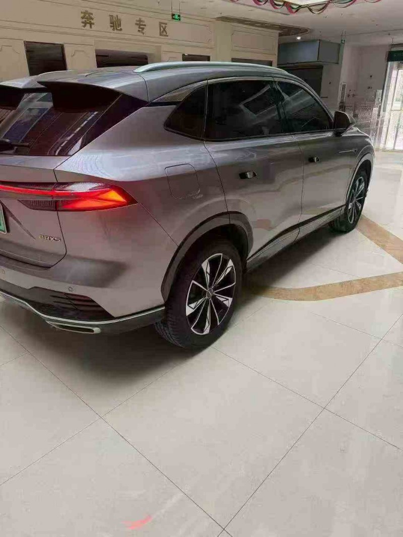 安庆24年荣威RX57