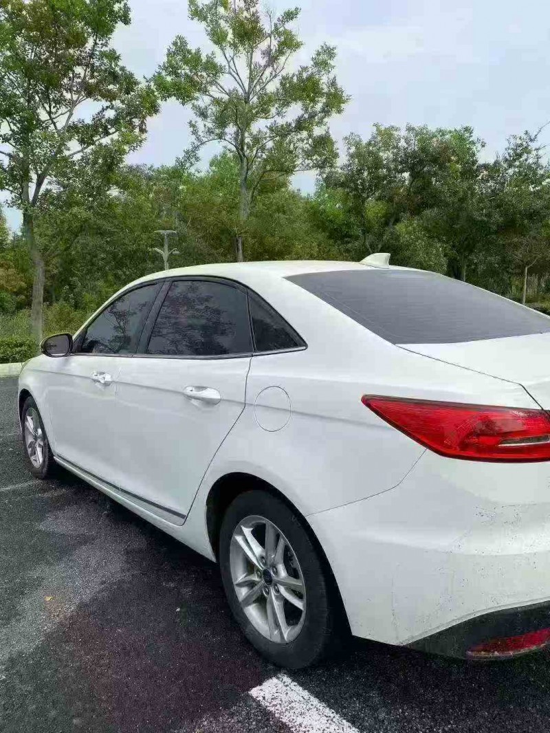 淮安20年福特福睿斯8