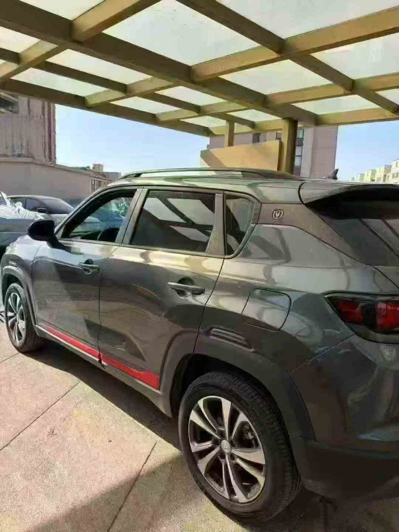 苏州25年长安汽车CS358