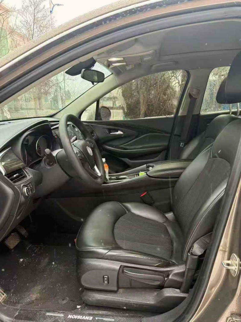 潍坊18年别克昂科威3