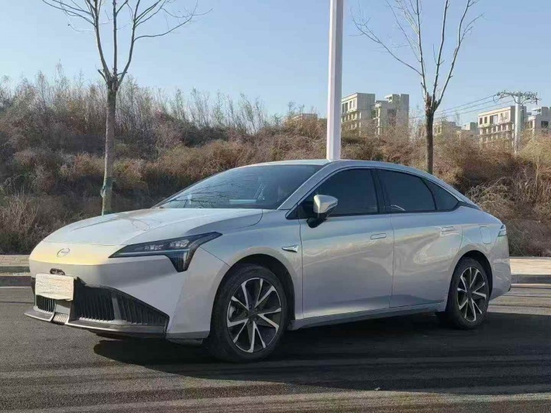 承德23年传祺埃安S2