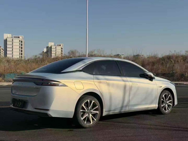 承德23年传祺埃安S8