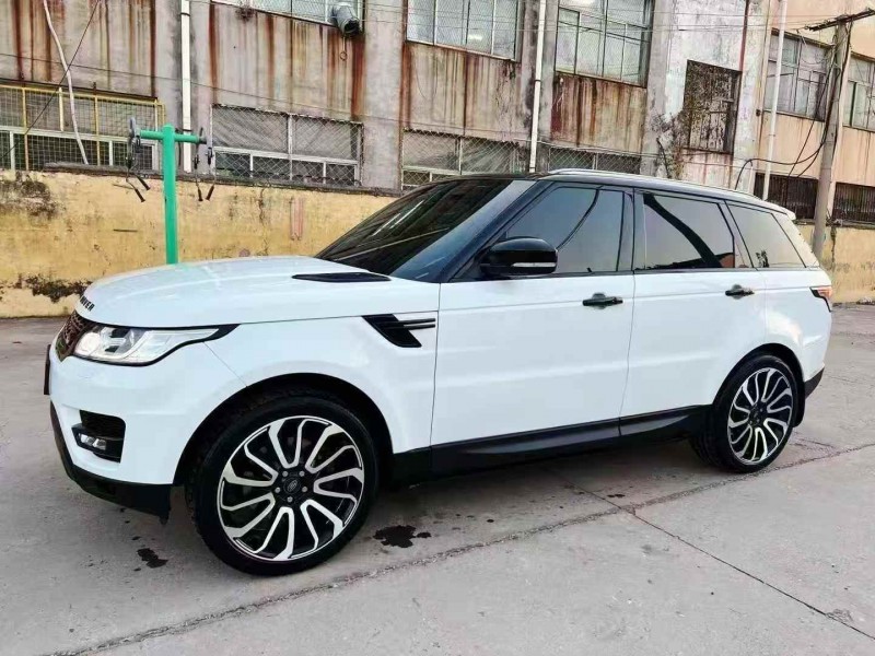 济宁17年路虎揽胜运动2