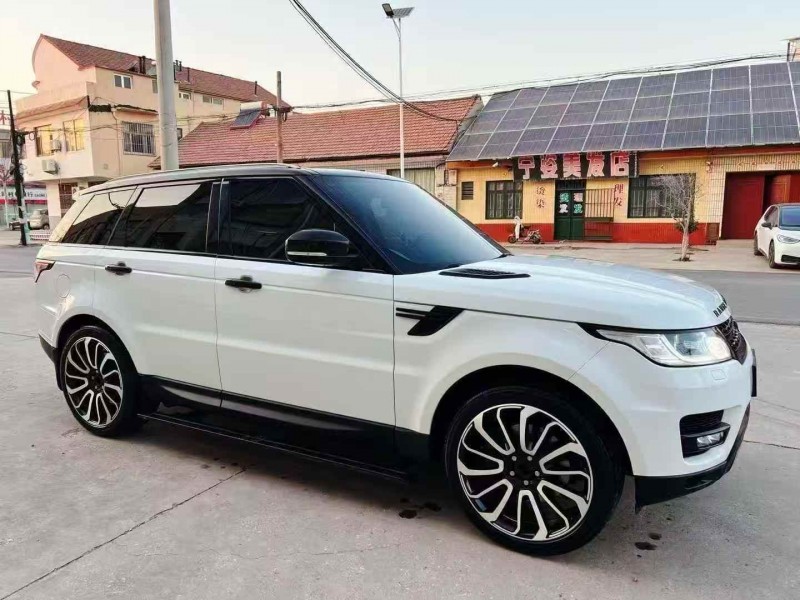 济宁17年路虎揽胜运动3