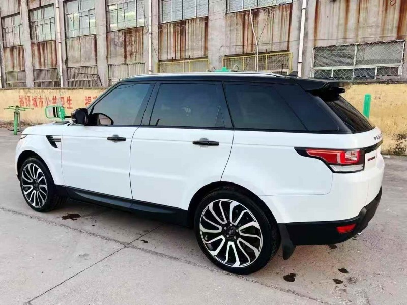济宁17年路虎揽胜运动7