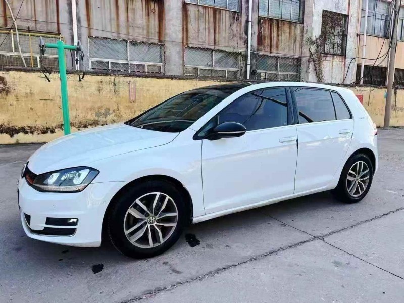 济宁17年大众高尔夫2