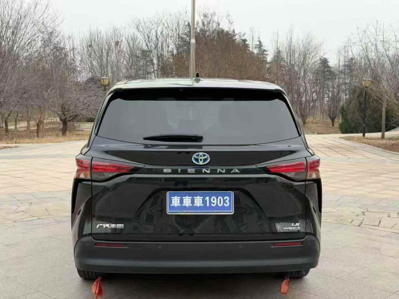 潍坊23年丰田塞纳6