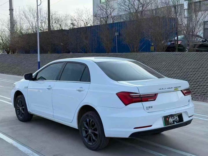 东营23年比亚迪秦4