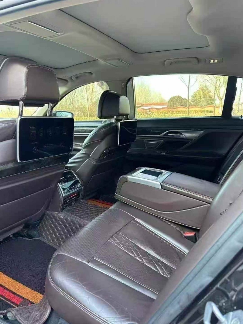 潍坊16年宝马7系5