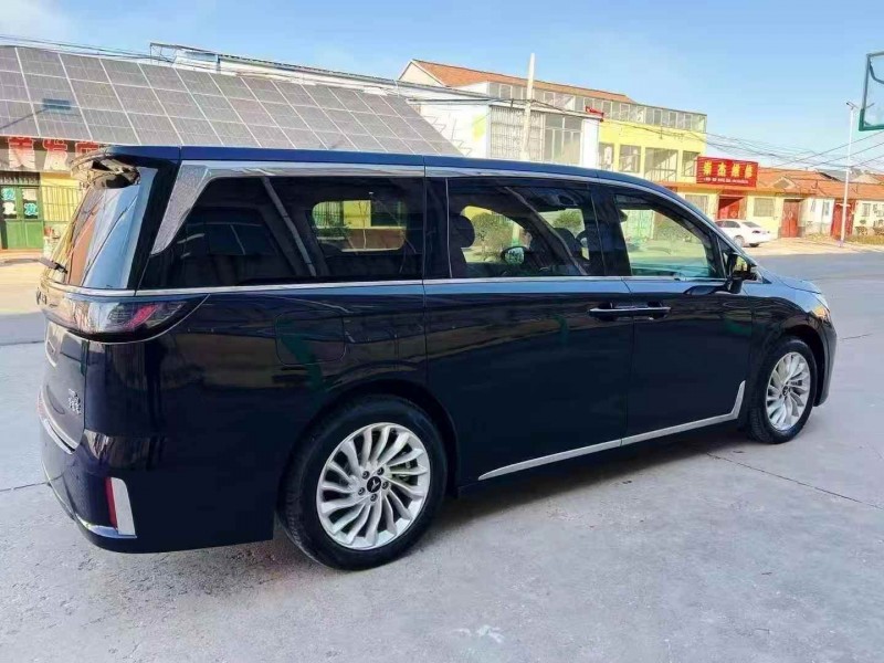 枣庄26年岚图汽车梦想家9