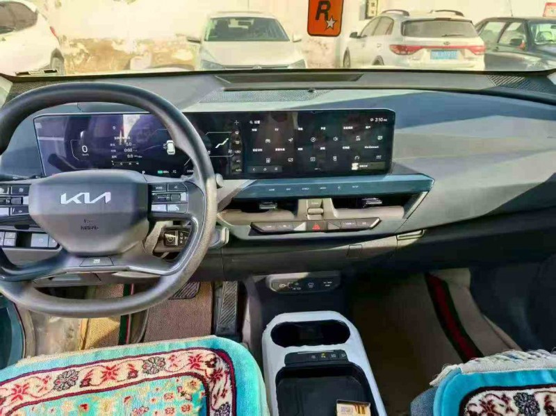 咸阳25年起亚EV54