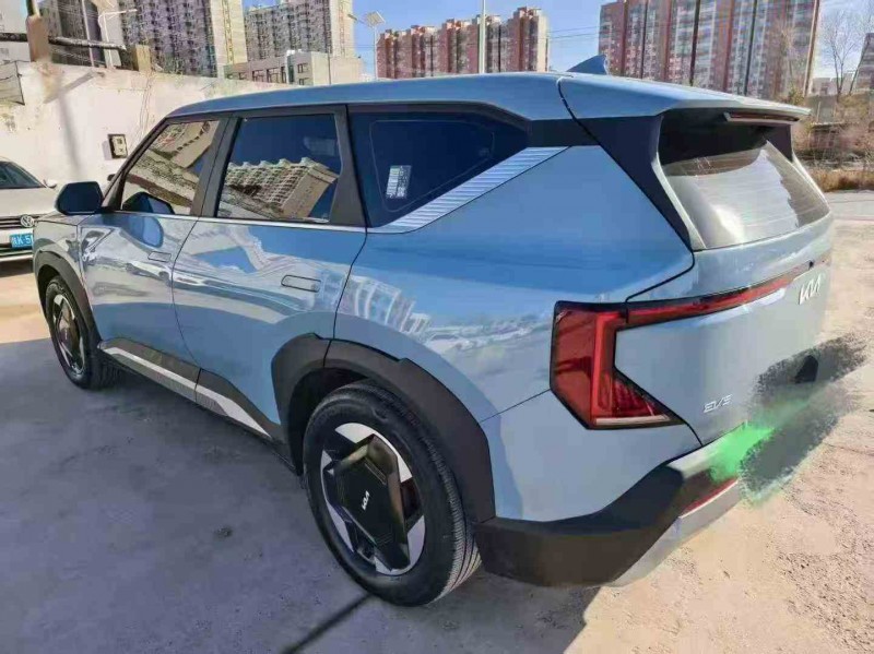 咸阳25年起亚EV57