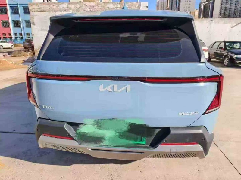 咸阳25年起亚EV59