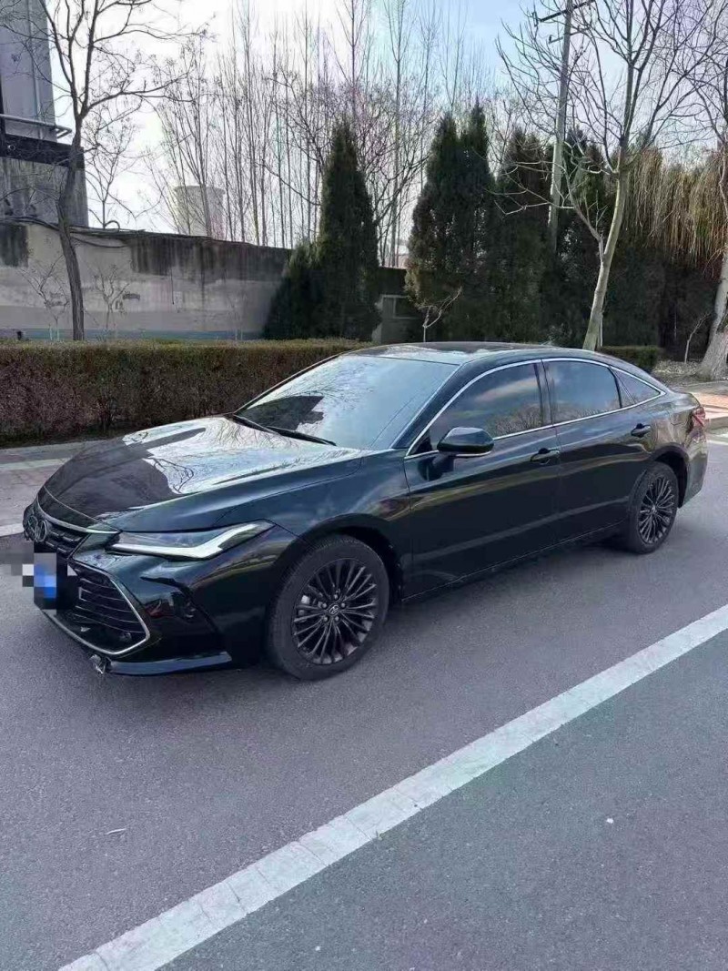 潍坊23年丰田亚洲龙2