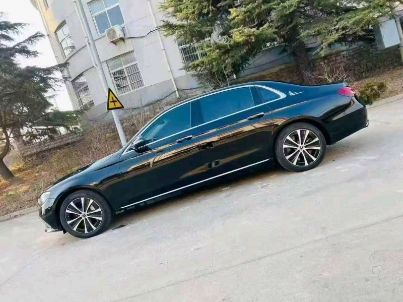 潍坊22年奔驰E8