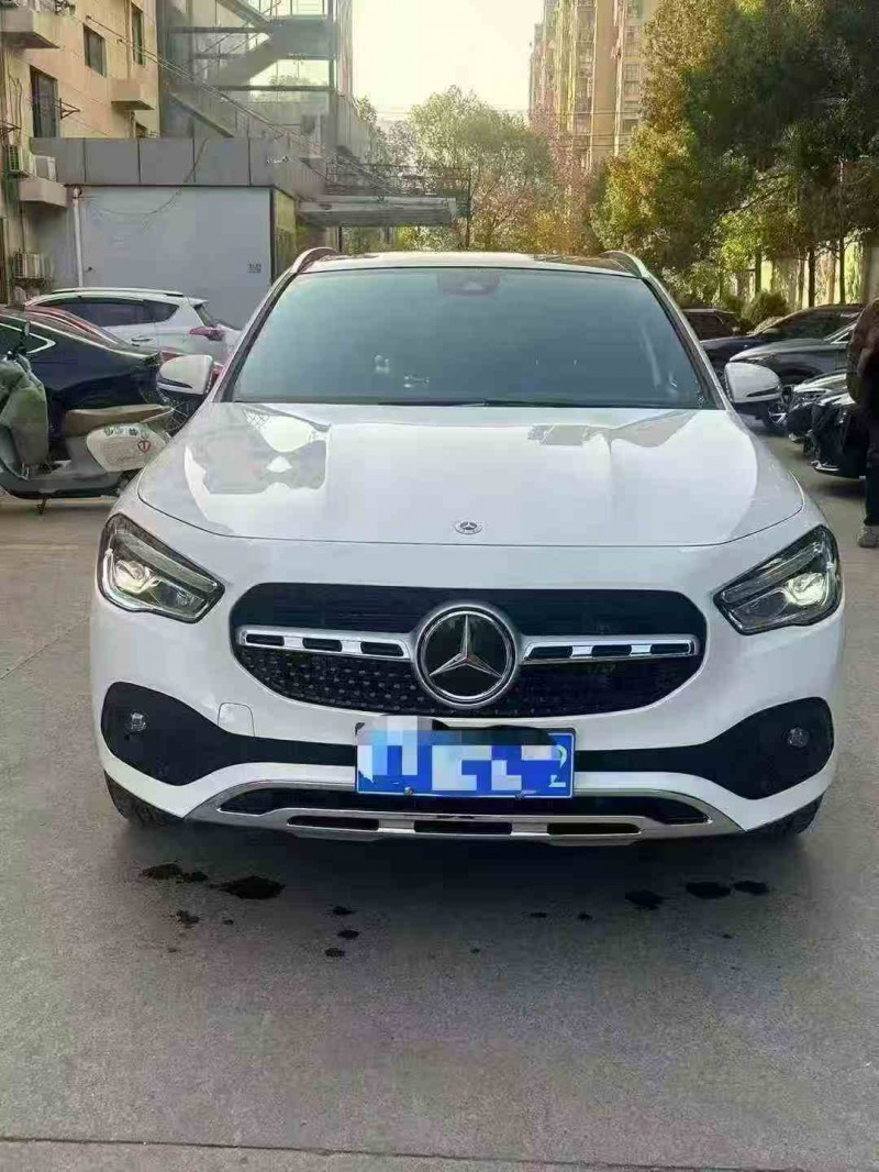 铜陵23年奔驰GLA1