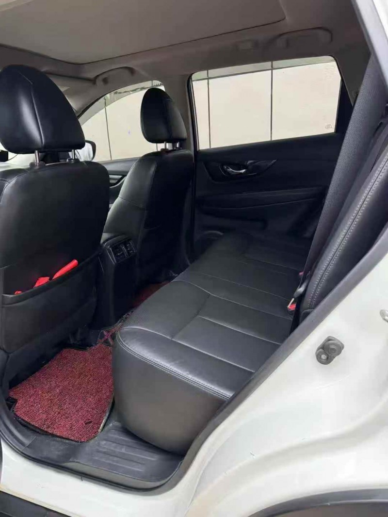 菏泽18年日产奇骏6