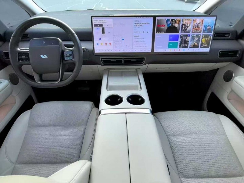 张家口24年理想mega5