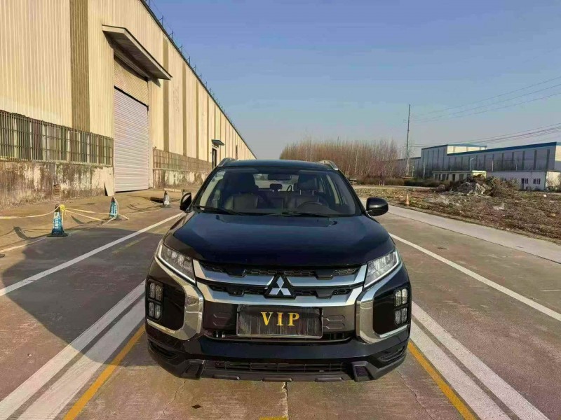 潍坊17年三菱劲炫1