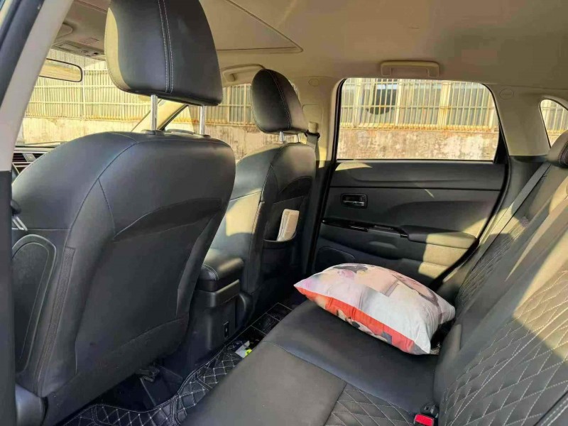 潍坊17年三菱劲炫5