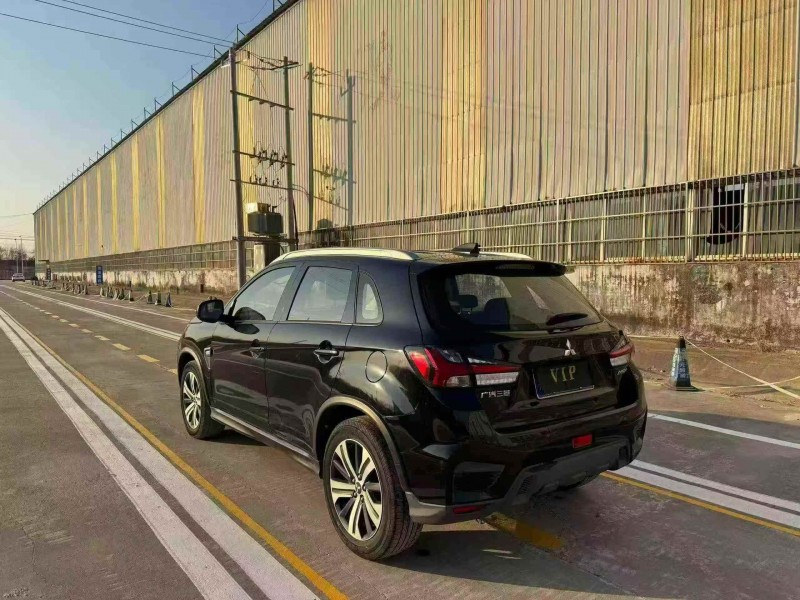 潍坊17年三菱劲炫8