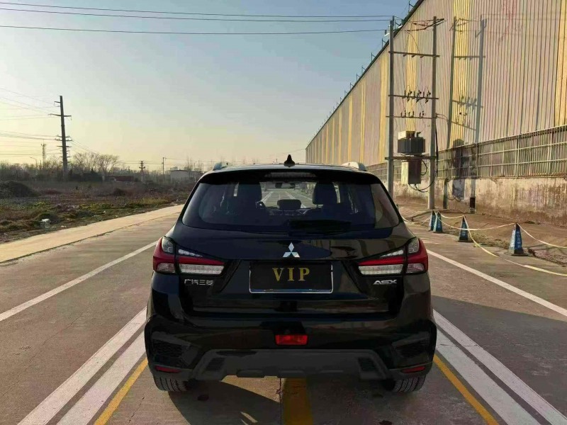 潍坊17年三菱劲炫9