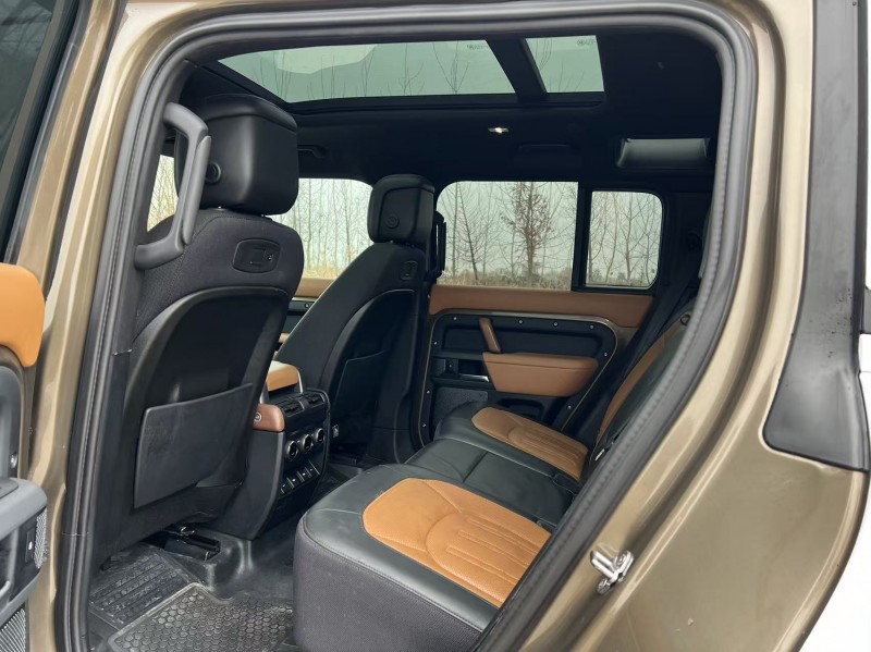 盐城21年路虎卫士5