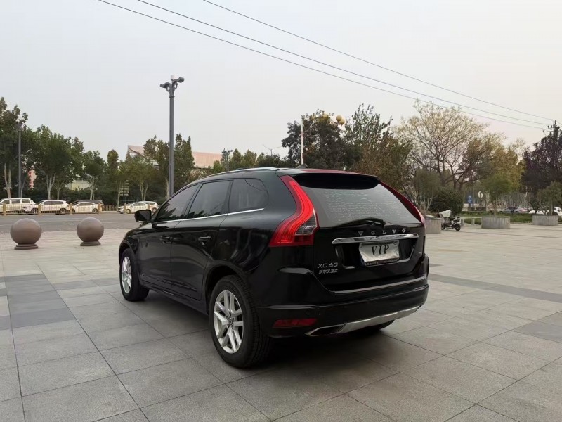 枣庄17年沃尔沃XC609