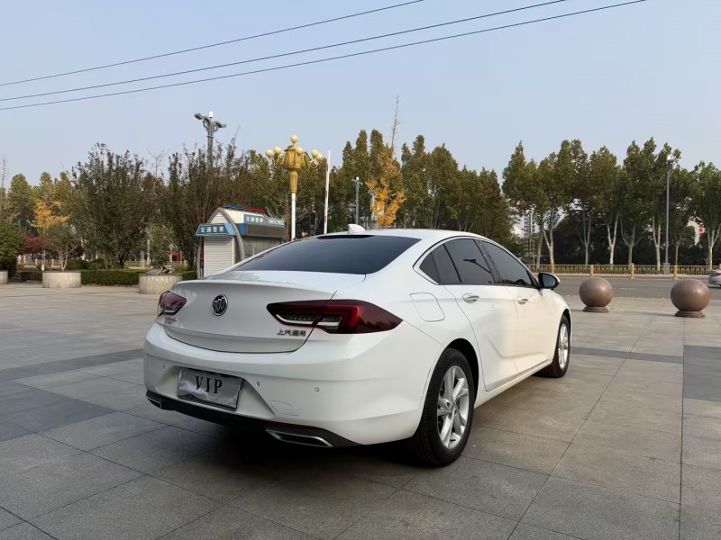 枣庄21年别克君威8