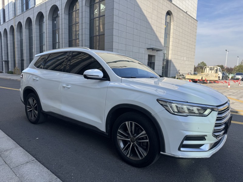 盐城19年比亚迪宋3