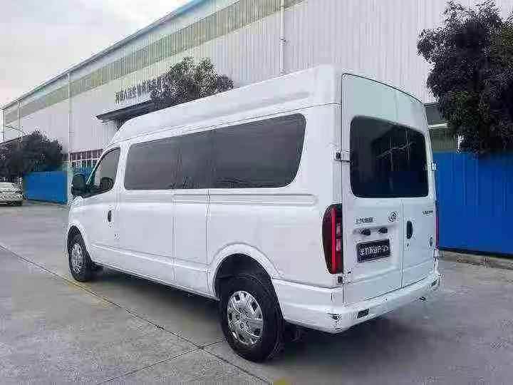 新乡24年大通V807