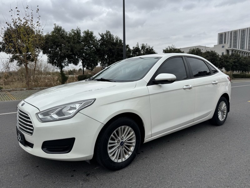 盐城18年福特福睿斯3