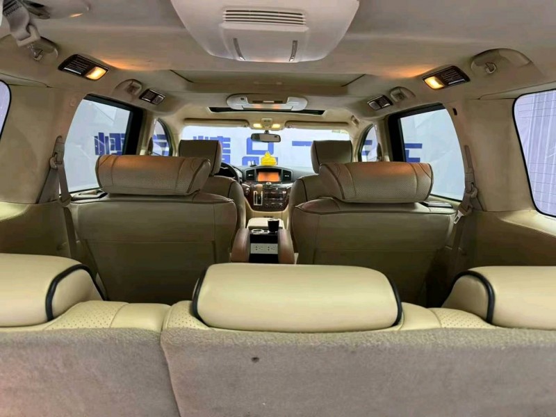 北京16年日产贵士4