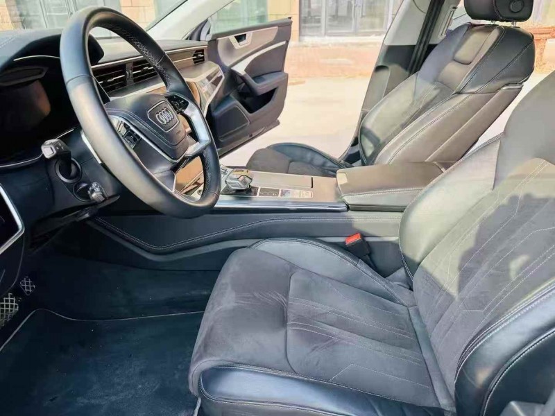 东营24年奥迪A7L5