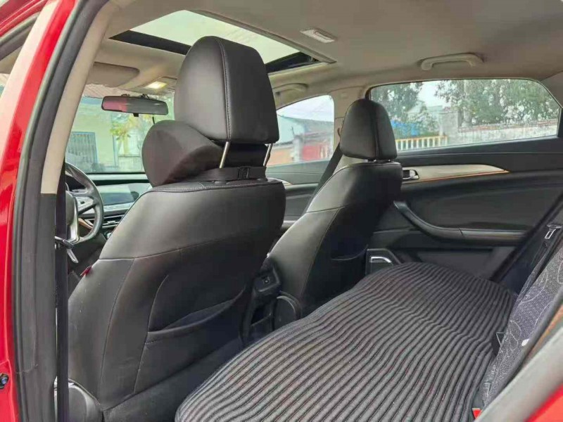 焦作19年长安汽车逸动6