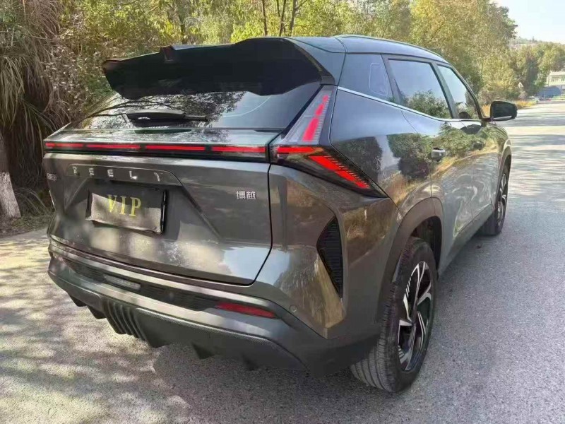 吉安24年吉利博越4