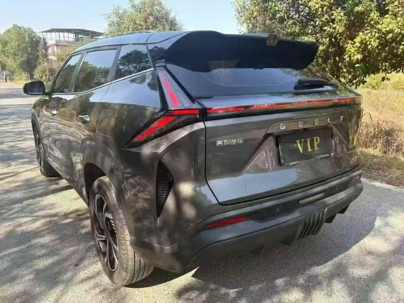 吉安24年吉利博越5