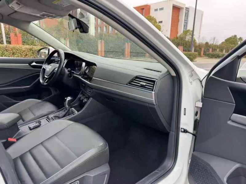 南通21年大众速腾4