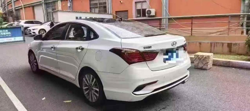 台州18年现代名图6