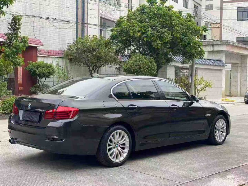 中山15年宝马5系7
