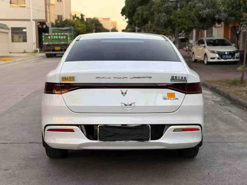 中山23年比亚迪秦9