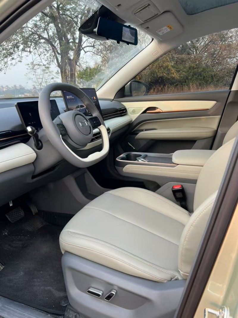 江门25年一汽悦意4