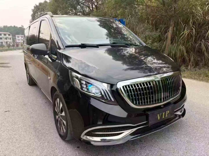 赣州17年奔驰威霆2