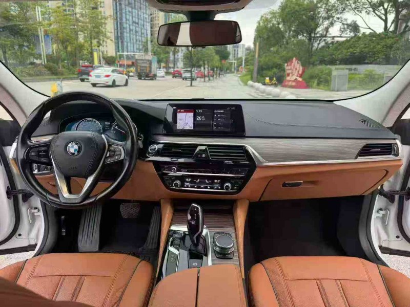 珠海18年宝马6系8